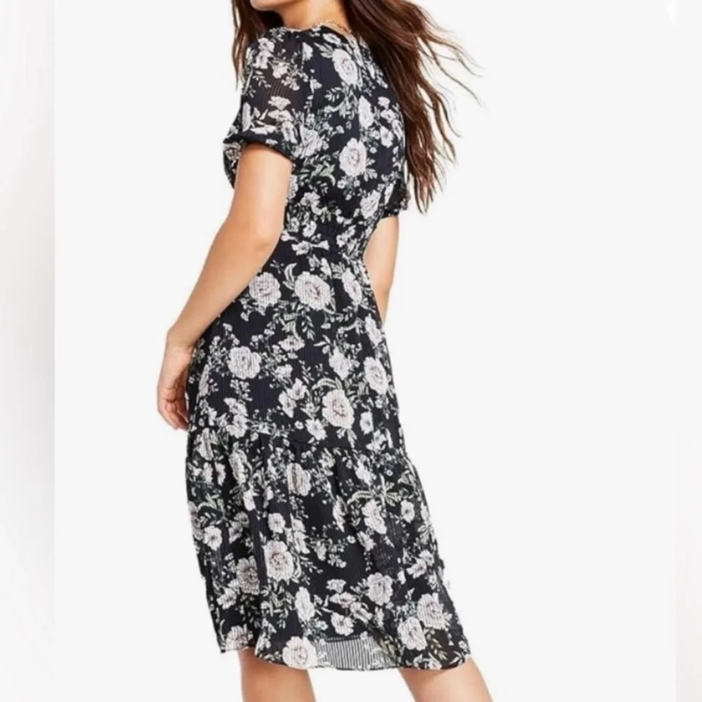 BarIII women’s  black floral cutout dress size XL - Picture 2 of 7